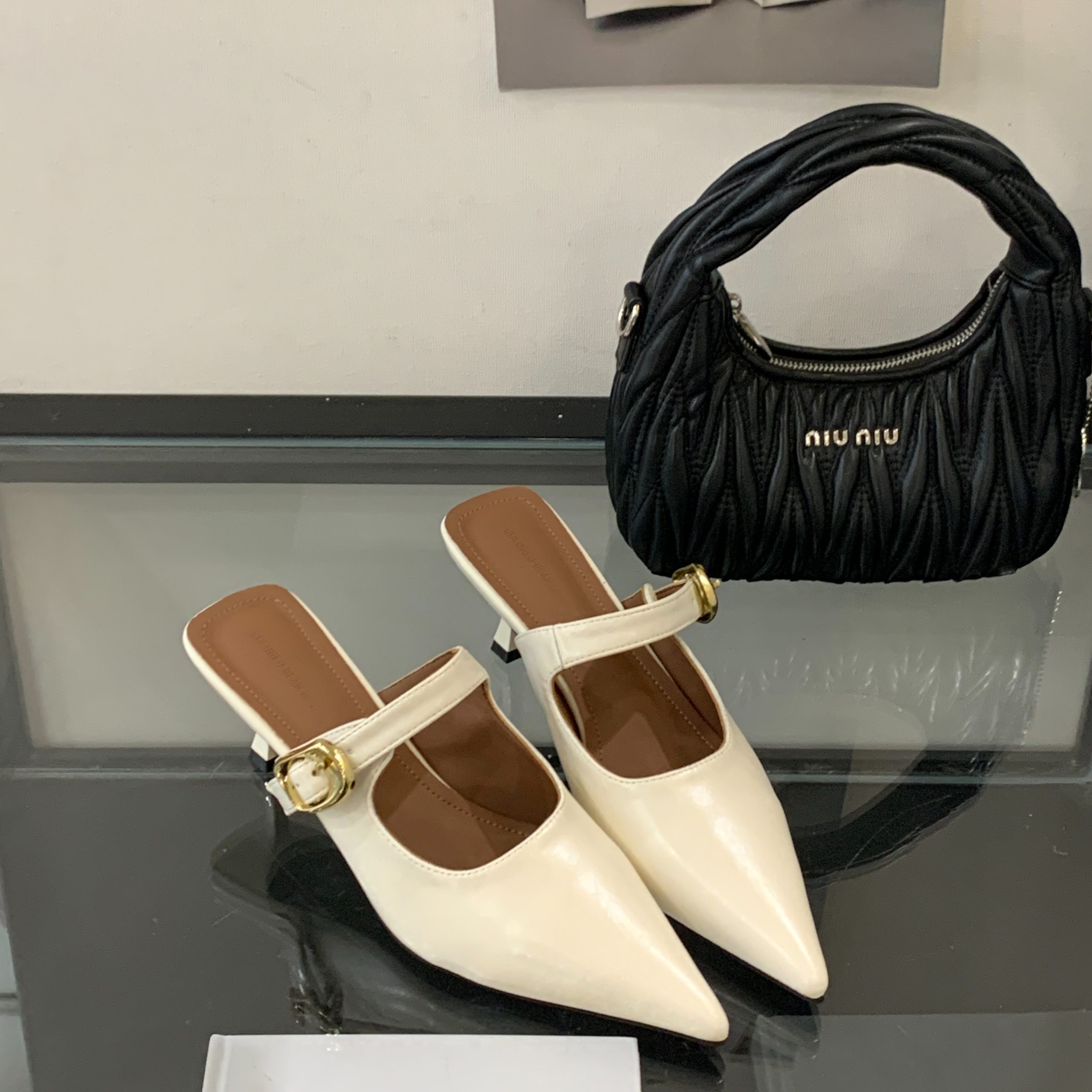 2025 New Autumn Thin Heel Pointed Toe One-Band Ankle Strap Slippers for Women - Image 5