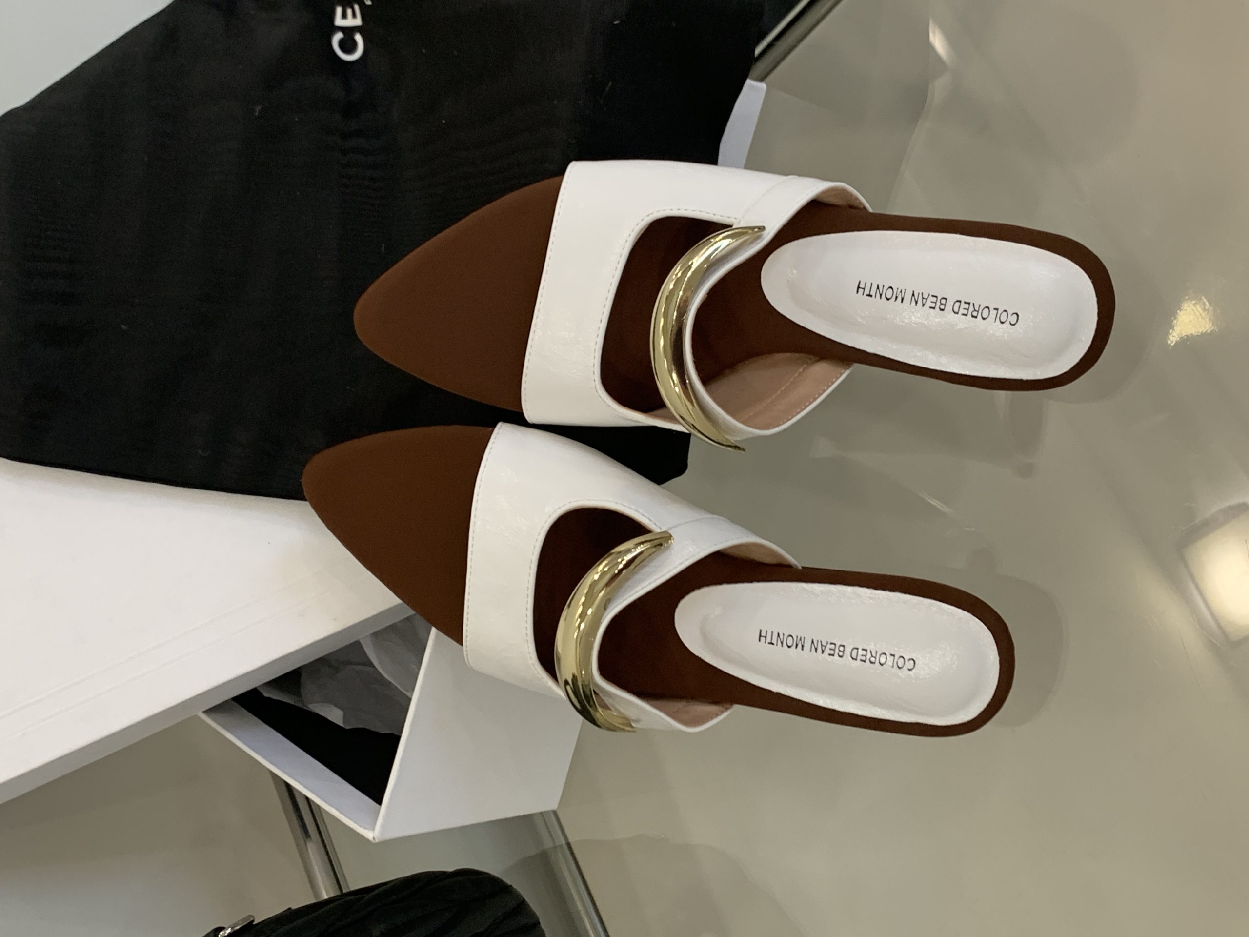 2025 New Summer Pointed Toe Flat Slippers Women Comfortable Open Toe Sandals - Image 3