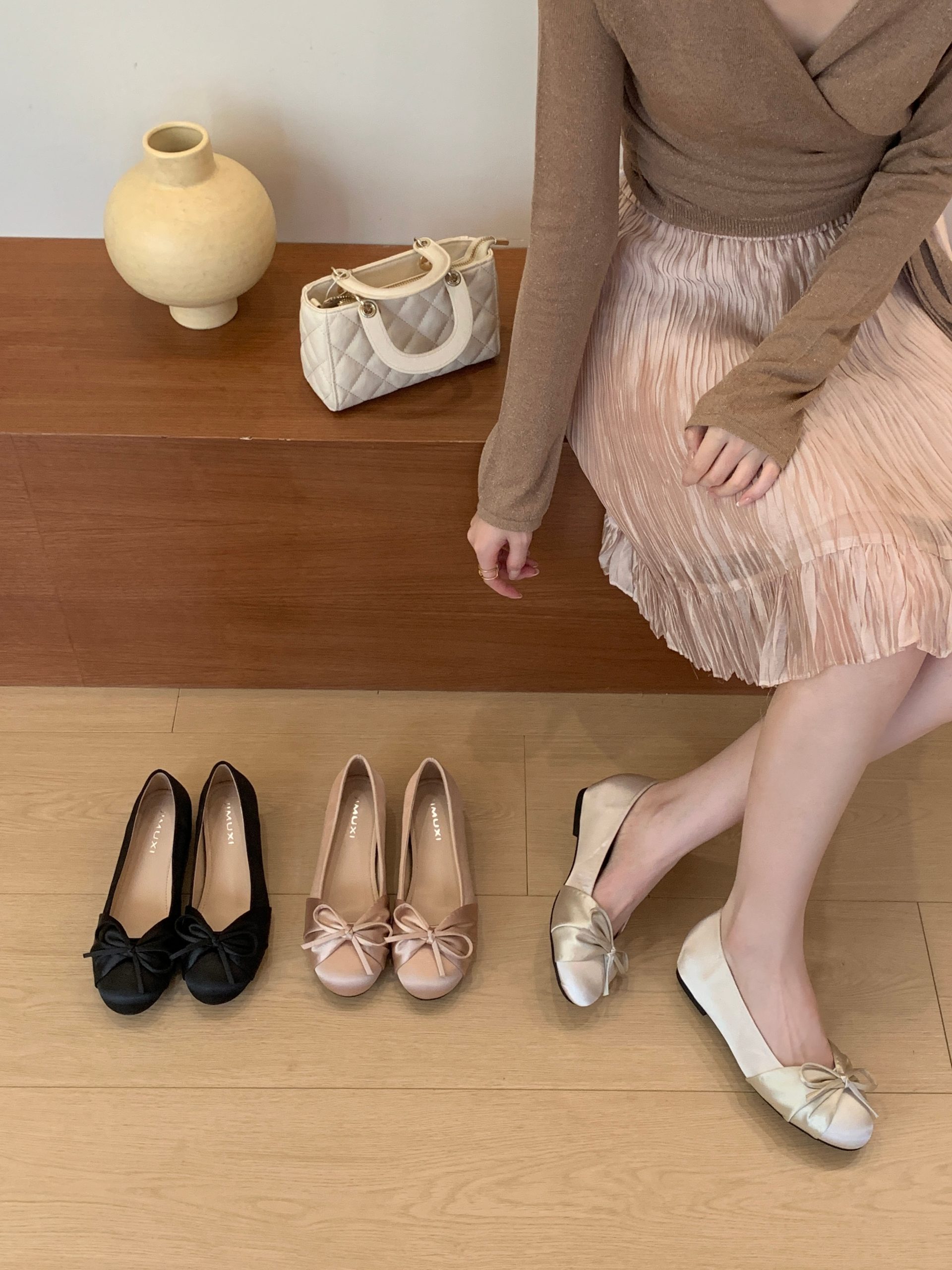 2026 Autumn New Arrival Women's Low Heel Satin Shoes with Hidden Wedge, Round Toe, Comfort PU Lining