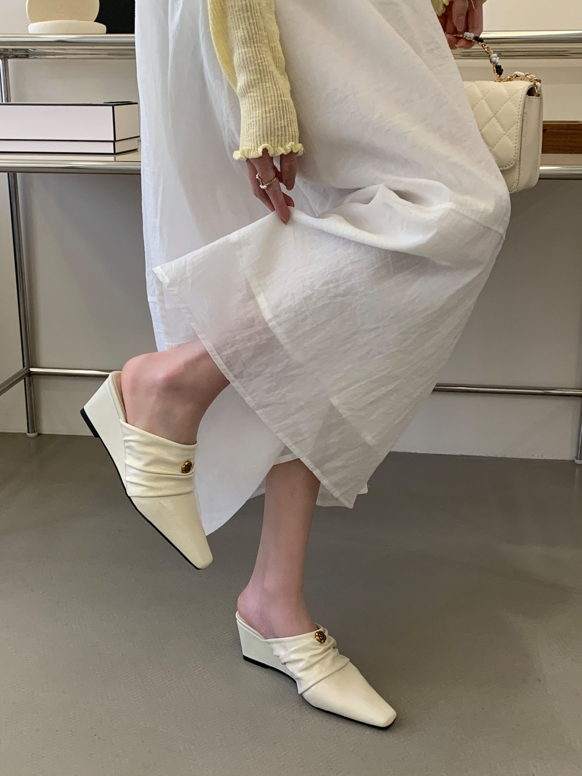 2026 New Spring Chunky Sole French Plain Toe Half Slippers Women's Comfortable Wedge Shoes