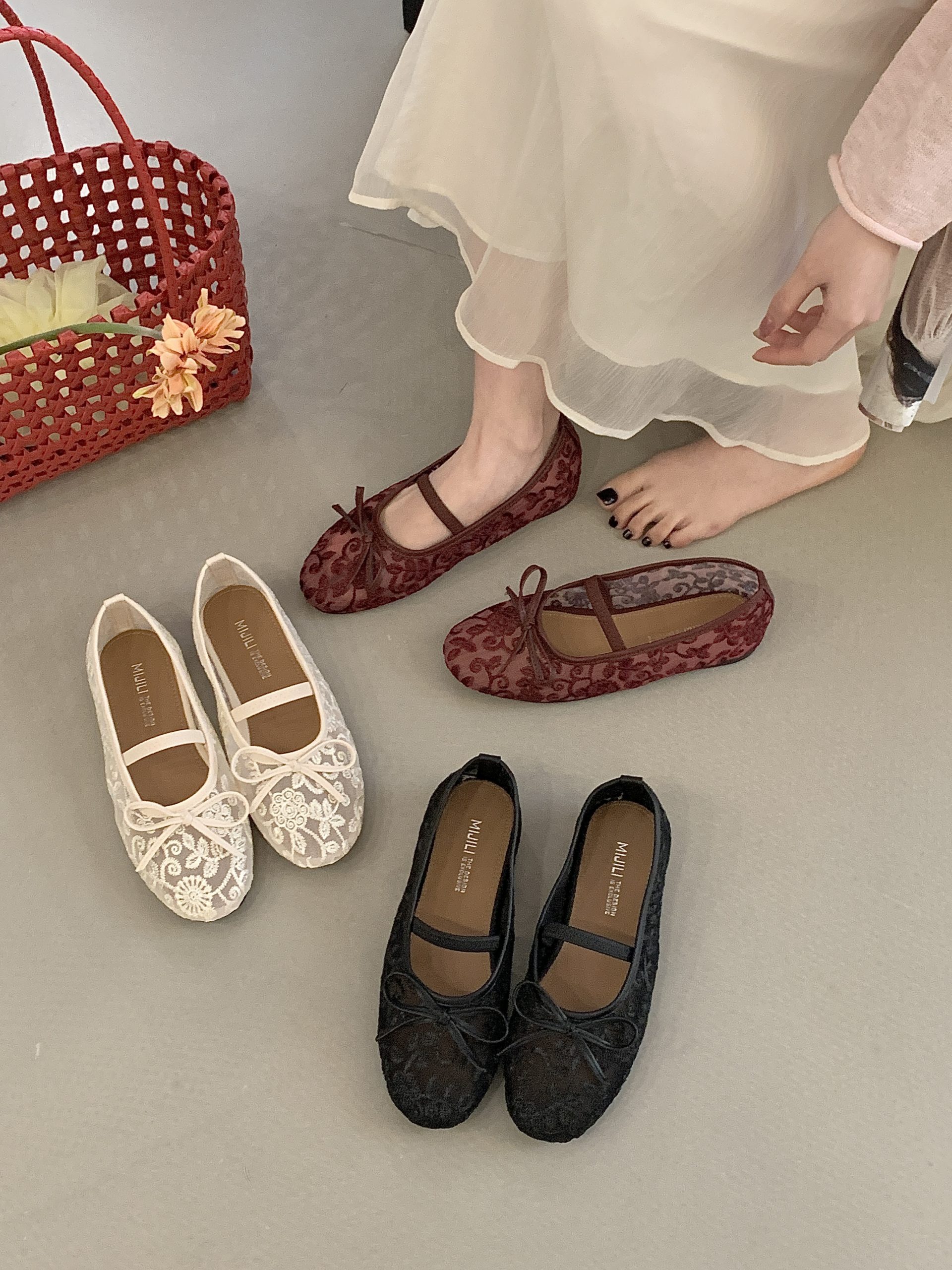 2026 Spring New Cutout Mary Jane Shoes for Women Breathable Soft Sole Mesh Flat Shoes